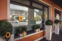 Terra Ferma Rooms&More Hotels in Salzano
