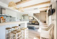 The Beach House Studios & Suites - Wifi