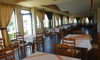 Hotel Argeli ( Restaurant Tani)