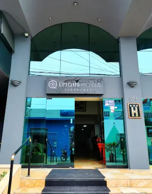 Epiqus Hotel リマ大学周辺のホテル