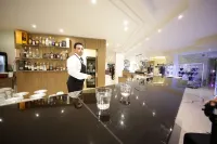 Catania International Airport Hotel - bar