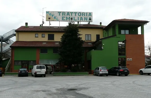 艾米利亞-羅馬涅區納餐廳旅館