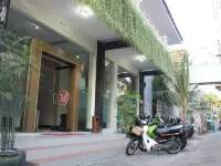 Malioboro Garden Hotel Yogyakarta Hotels in Danurejan