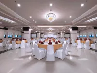CK Tanjungpinang Hotel and Convention Centre Hotels in West Tanjungpinang