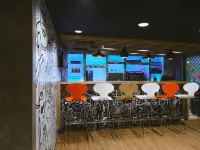 Ibis Oktyabr'Skoe Pole Hotel エクスペリメンタニウムサイエンスミュージアム周辺のホテル