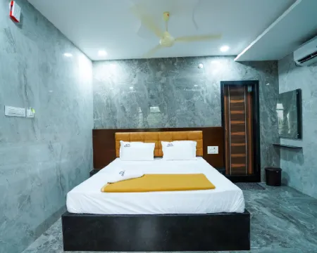 Sree Gurupavanasuta Residency Hotels in Manchala