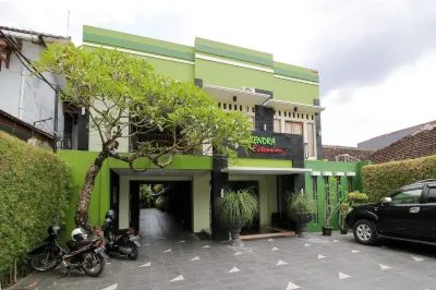 RedDoorz Plus @ Taman Siswa 2 Hotels in Yogyakarta
