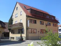 Rotes Ross Hotels near Freizeit-Land Geiselwind