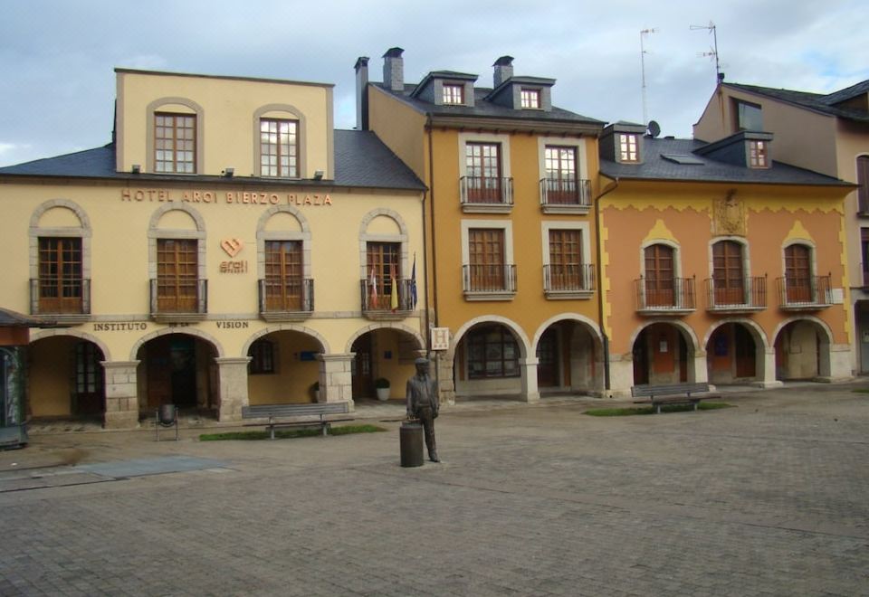 hotel overview picture