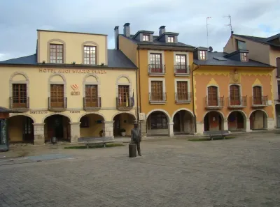 Hotel Aroi Bierzo Plaza Hôtels à : Ponferrada