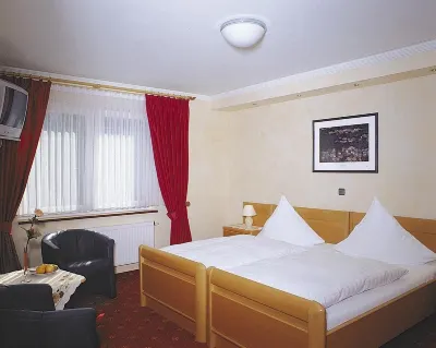 Hotel Seemöwe Hotels in der Nähe von Kalenberg 555 m (Forst Schleiden)