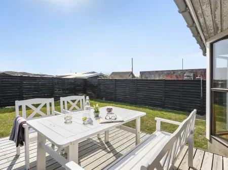 "Ottmar" -  from the Sea Отели в г. Hvide Sande