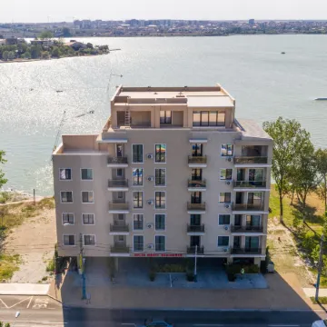 Solid Magic Apart-Hotel