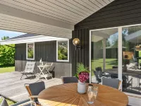 "Ingelis" - 1.3km from the Sea - 3-Star