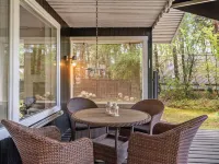 "Eweline" - 75m from the Sea