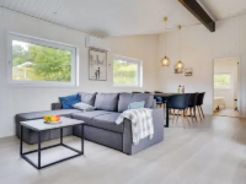 "Bjarki" - 800m from the Sea