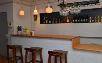 悅舍精品飯店（峨眉山高鐵站店） - 酒吧