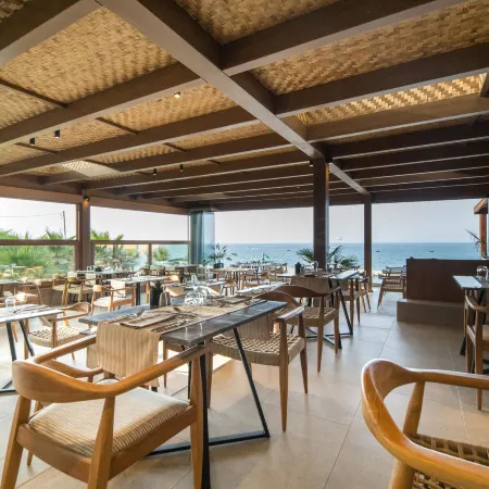 Akasha Beach Hotel & Spa