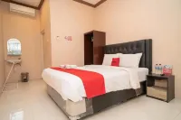 RedDoorz Syariah near Lippo Plaza Sidoarjo Hotel di Krian