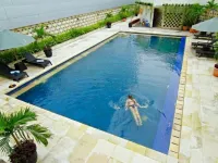 Grand Basko Hotel Padang - 5-Star