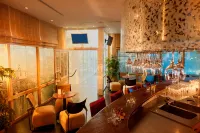 โดรินท์ ซตรานด์โฮเทล บินซ์/รือเกน - ที่มีบาร์