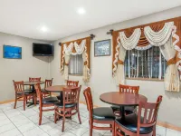 Super 8 by Wyndham Massena NY Hotels in Massena