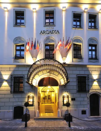 Arcadia Boutique Hotel Отели в г. Братислава
