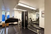 Ramada Plaza by Wyndham West Hollywood Hotel & Suites - Gym