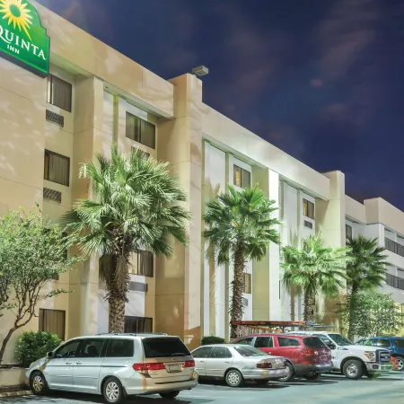 La Quinta Inn by Wyndham Austin North