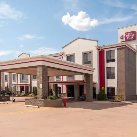 Best Western Plus Memorial Inn  Suites Отели в г. Оклахома-Сити