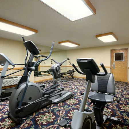 Ramada by Wyndham Bismarck