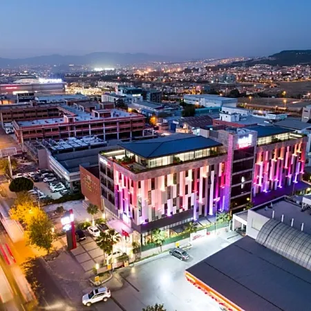 Mia City Hotel Отели рядом с достопримечательностью «Газиэмир»