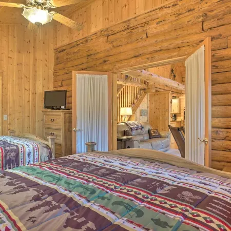Picturesque Log Cabin in Estes Park 9 Mi to Rmnp