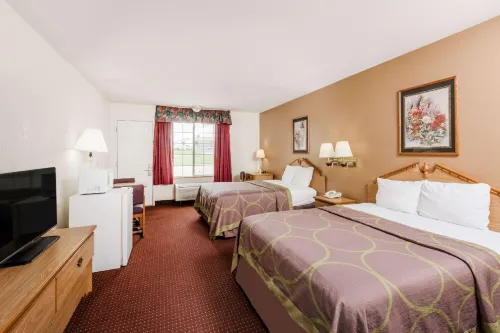 Super 8 by Wyndham Arkansas City KS - Motels