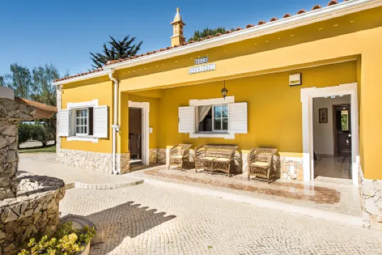 Villa Rodrigues - Private Pool & Comfort in the Algarve