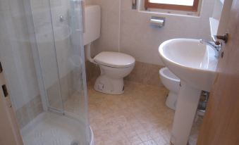 Wonderful Seaview Flat for 4 Guests - Beahost