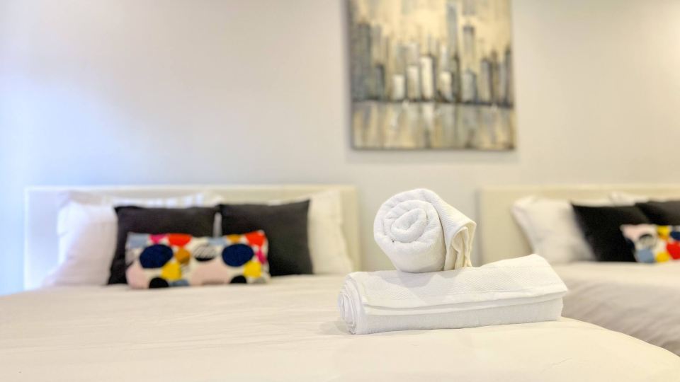 Stylish Townhome Dt Mtl Num01