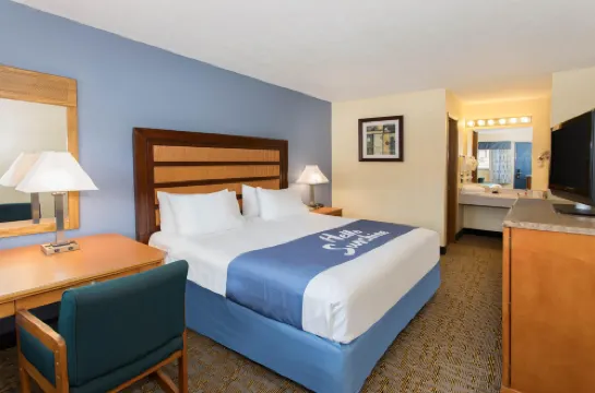 Days Inn by Wyndham Renfro Valley Mount Vernon Hotels in Rockcastle County