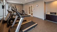 La Quinta Inn & Suites by Wyndham Tulsa Downtown/Route 66 - Phòng tập thể hình