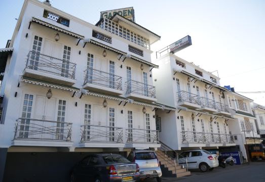 Garden Manor - Housity