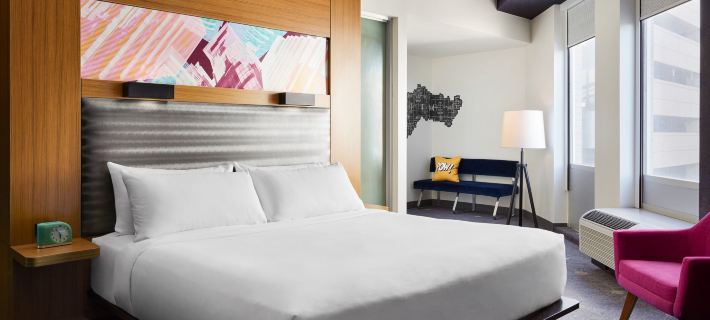 Aloft Leawood-Overland Park Hotels in Johnson County