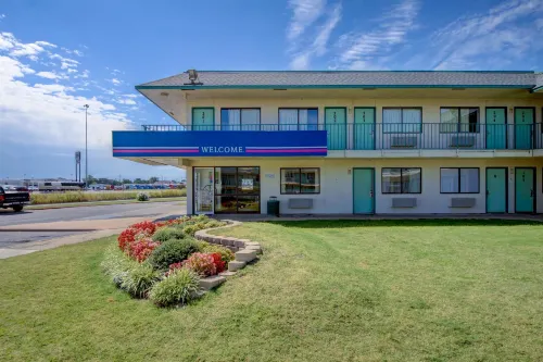 Regency Inn Tulsa Hotels in Sapulpa