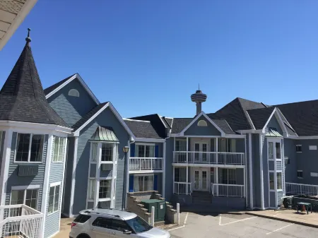 Falls Lodge & Suites Отели в г. Ниагарский водопад
