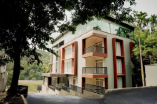 Bluemist Resorts Hotels in Pariyaram