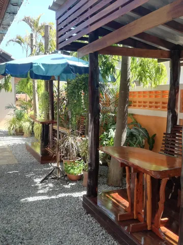 รูปภาพของโลน็อบส์ เกย์ พาราไดซ์