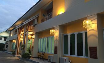 Nine Smiths Hotel Chiangmai