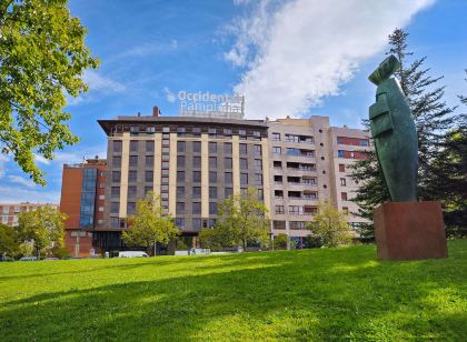 Occidental Pamplona