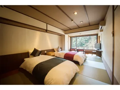 Momijiya Honkan Takaosansou Hotel di Arashiyama/Sagano/Takao