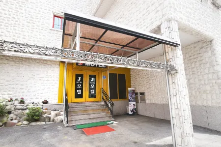 Jecheon J Отели в г. Чечхон