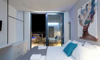 White Cliff Luxury Suites by A&D Properties